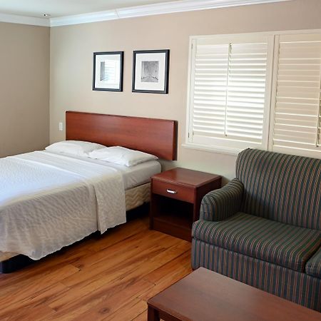 Days Inn By Wyndham San Francisco S/Oyster Point Airport South San Francisco Ngoại thất bức ảnh