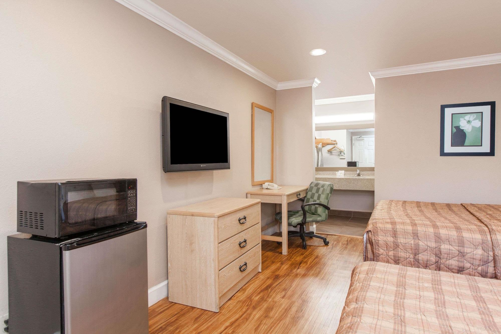 Days Inn By Wyndham San Francisco S/Oyster Point Airport South San Francisco Ngoại thất bức ảnh