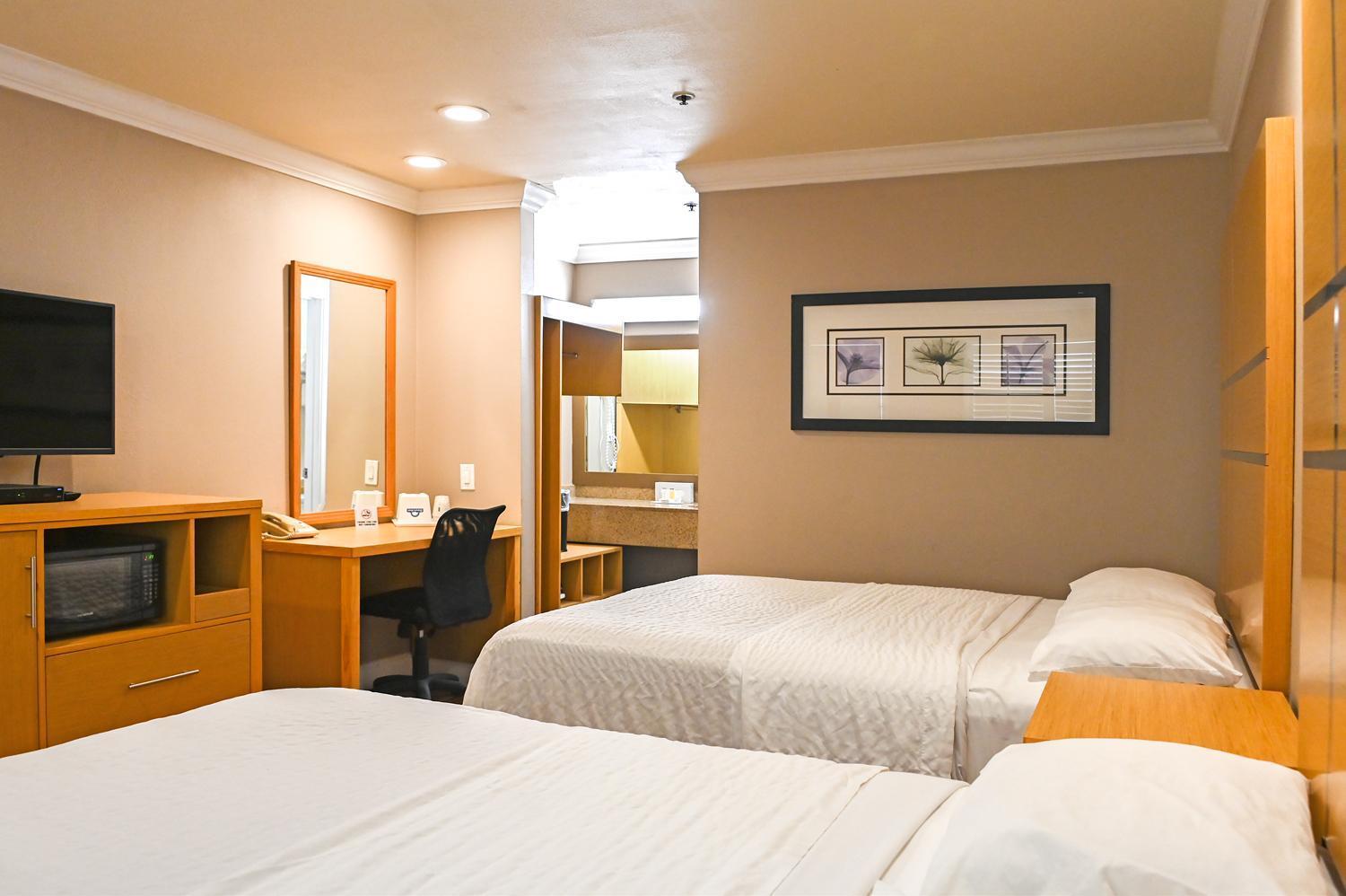 Days Inn By Wyndham San Francisco S/Oyster Point Airport South San Francisco Ngoại thất bức ảnh