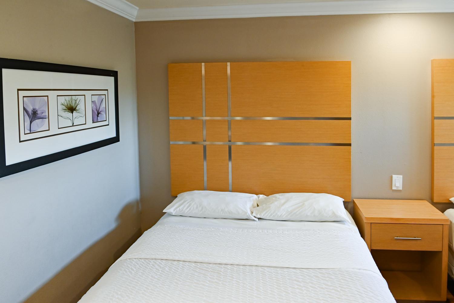 Days Inn By Wyndham San Francisco S/Oyster Point Airport South San Francisco Ngoại thất bức ảnh